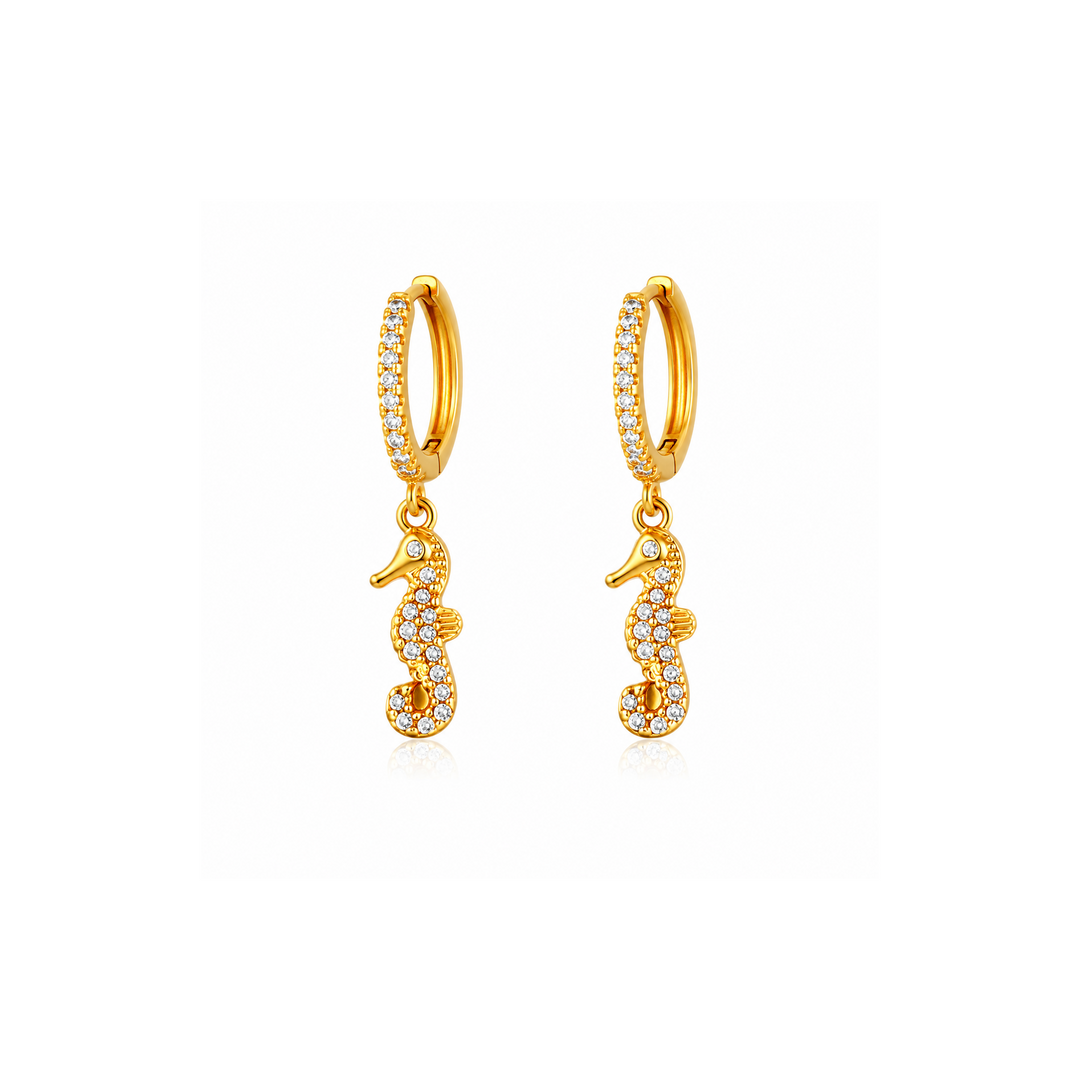 Maylohas Seahorse charm huggie earrings